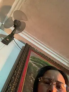 emgaisayhi online show from February 27, 2026, 7:24 pm