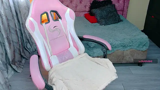 keileen luna online show from April 6, 2026, 7:59 pm