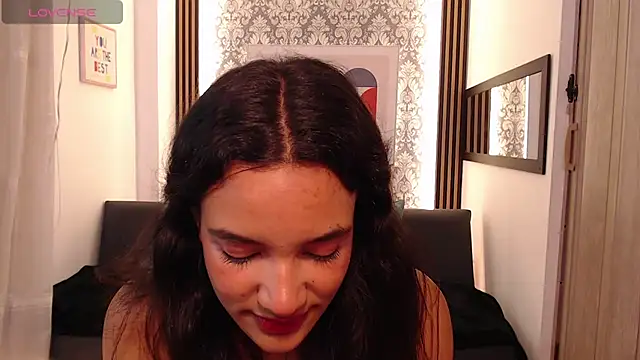 Nyxx Velariia online show from March 14, 2026, 4:13 pm