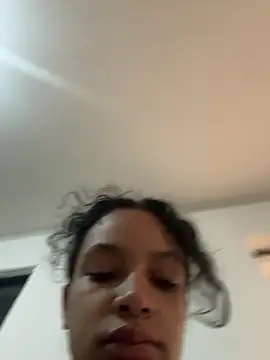 Nyxx Velariia online show from March 26, 2026, 4:05 pm