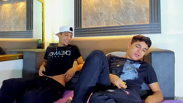 Snapshot of ALEX_KEITH26 chatting on February 1, 2026, 12:36 pm ALEX KEITH26 online show from February 1, 2026, 12:36 pm