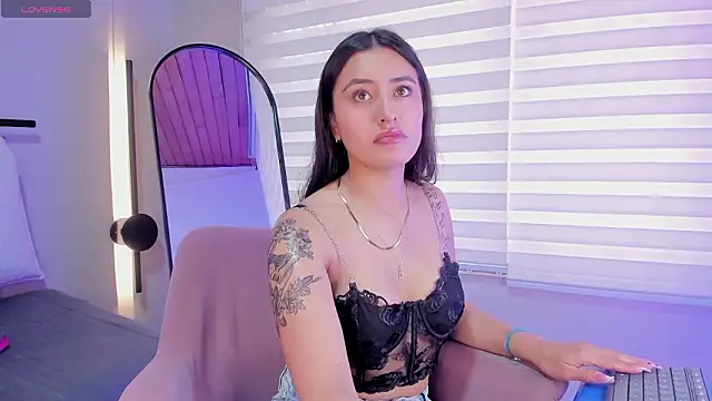 laila  sub  online show from March 7, 2026, 1:49 pm