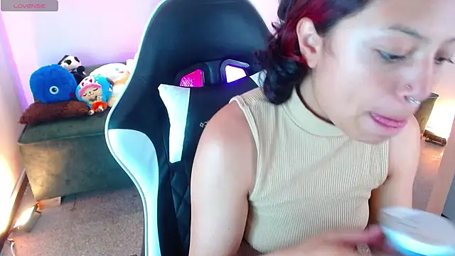 melodyy as online show from July 9, 2026, 1:32 pm