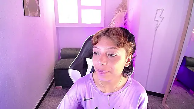 melodyy as online show from February 4, 2026, 1:06 pm