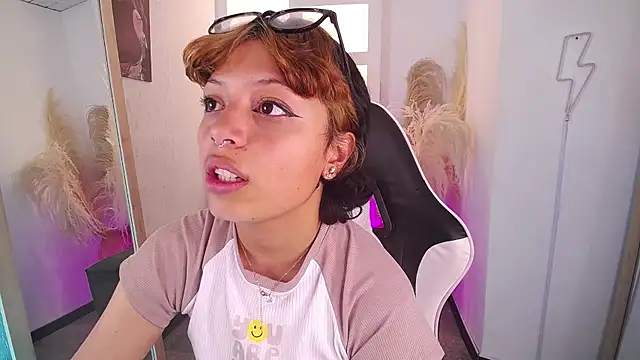 melodyy as online show from March 16, 2026, 1:26 pm