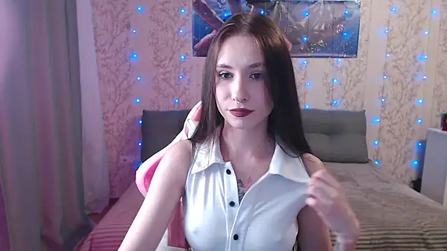 SnowWhite Lissa online show from July 2, 2026, 6:03 pm