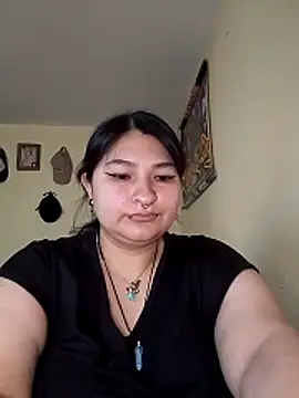 Snapshot of LauraHorny69 chatting on May 27, 2026, 9:44 pm LauraHorny69 online show from May 27, 2026, 9:44 pm
