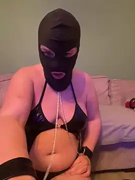 Snapshot of cochonnesoumise59 chatting on February 28, 2026, 9:36 pm cochonnesoumise59 online show from February 28, 2026, 9:36 pm