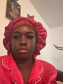 Snapshot of icelyne_2001 chatting on March 2, 2026, 4:25 pm icelyne 2001 online show from March 2, 2026, 4:25 pm