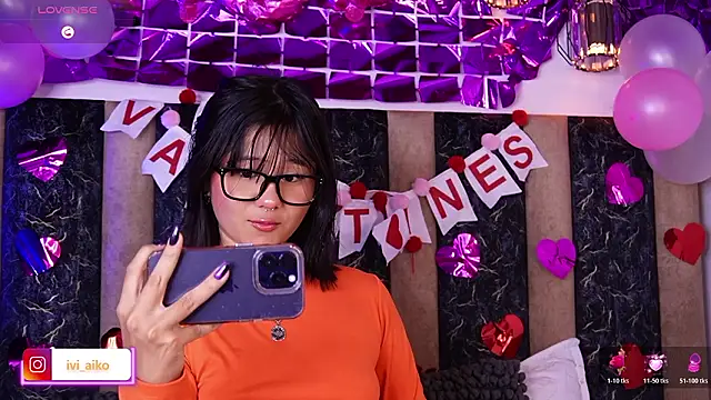 Snapshot of Ivi_Aiko chatting on February 12, 2026, 11:59 pm Ivi Aiko online show from February 12, 2026, 11:59 pm