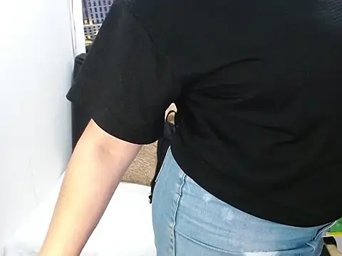 Snapshot of tila_nastyy chatting on March 1, 2026, 12:54 am tila nastyy online show from March 1, 2026, 12:54 am