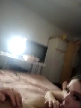 Snapshot of Gabysweetrds chatting on March 3, 2026, 6:04 pm Gabysweetrds online show from March 3, 2026, 6:04 pm