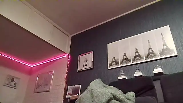 Snapshot of Funfukruon chatting on January 14, 2026, 6:22 pm Funfukruon online show from January 14, 2026, 6:22 pm