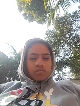 knightqueen12 online show from January 16, 2026, 5:11 am