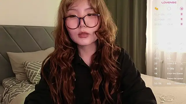 nullgirl online show from March 20, 2026, 12:22 am