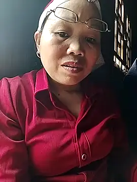 Sam-cute online show from April 5, 2026, 4:41 am