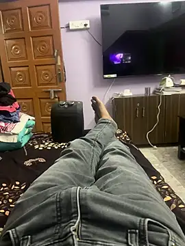 Snapshot of Hornyksg chatting on January 15, 2026, 2:53 pm Hornyksg online show from January 15, 2026, 2:53 pm