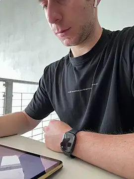 badCecio online show from April 15, 2026, 6:41 am