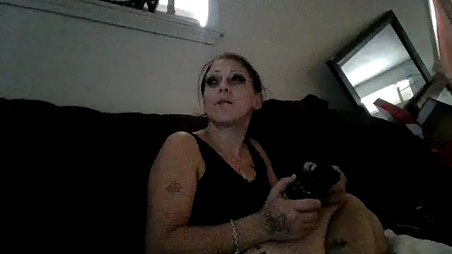 LadySn0w26 online show from July 31, 2026, 7:22 pm