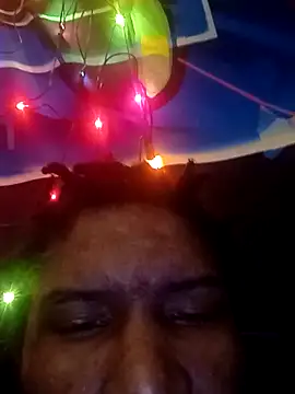 LadySn0w26 online show from May 8, 2026, 6:17 am