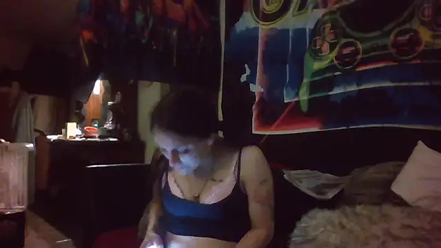 LadySn0w26 online show from May 14, 2026, 1:02 am