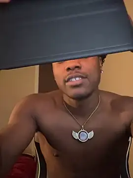 Snapshot of Bigdicktrick227 chatting on January 15, 2026, 3:10 am Bigdicktrick227 online show from January 15, 2026, 3:10 am