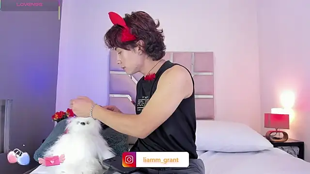 Liam Grant online show from February 1, 2026, 7:45 pm