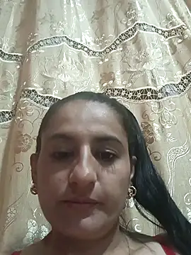 Snapshot of Luna_seductora12 chatting on February 8, 2026, 5:05 am Luna seductora12 online show from February 8, 2026, 5:05 am