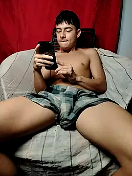 Snapshot of attractive-sexx chatting on February 15, 2026, 1:21 pm attractive-sexx online show from February 15, 2026, 1:21 pm