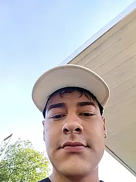 attractive-sexx online show from April 8, 2026, 8:54 pm