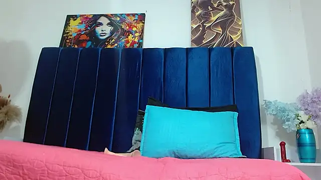 Bombom brown1 online show from March 7, 2026, 8:03 pm