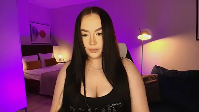 tinafox  online show from February 22, 2026, 8:06 am