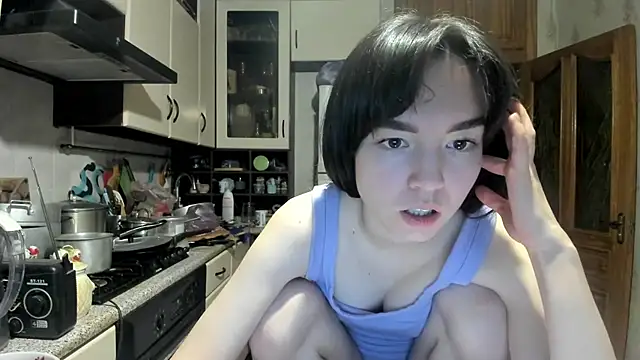 Snapshot of Kiticat chatting on March 4, 2026, 6:48 pm Kiticat online show from March 4, 2026, 6:48 pm