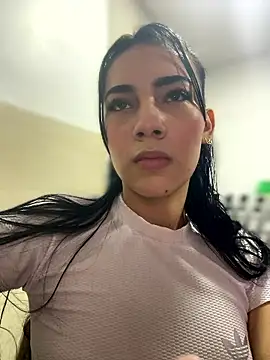 Aliison1  online show from January 17, 2026, 6:33 pm