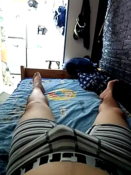 Snapshot of alewiin chatting on January 15, 2026, 5:00 am alewiin online show from January 15, 2026, 5:00 am