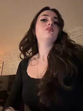 claraaaa06 online show from February 27, 2026, 7:46 pm