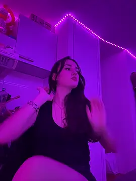 claraaaa06 online show from February 16, 2026, 8:40 pm