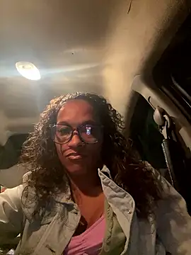 icanbeyourplaytoy online show from January 17, 2026, 5:55 am