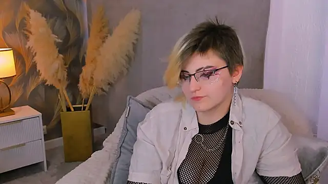 Snapshot of ABSI_GLITCH chatting on February 15, 2026, 11:09 am ABSI GLITCH online show from February 15, 2026, 11:09 am