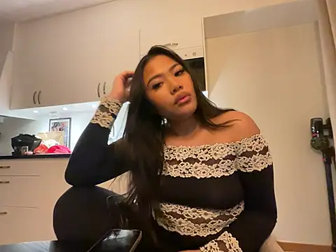 TitiTinyThai online show from March 28, 2026, 11:50 pm