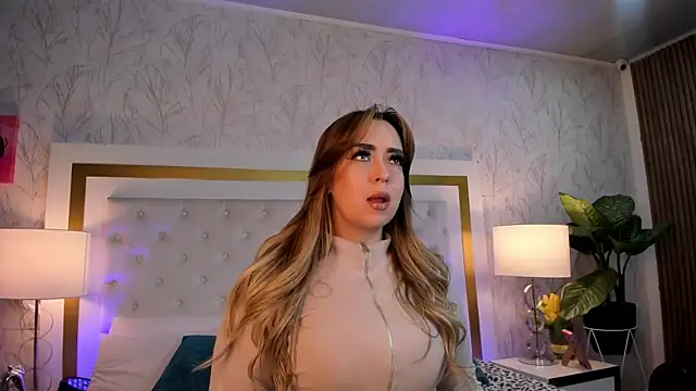 Snapshot of Xara_Shadow chatting on February 23, 2026, 10:32 pm Xara Shadow online show from February 23, 2026, 10:32 pm