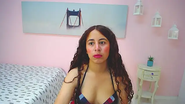 Snapshot of scarlett_clyde chatting on March 3, 2026, 12:23 pm scarlett clyde online show from March 3, 2026, 12:23 pm