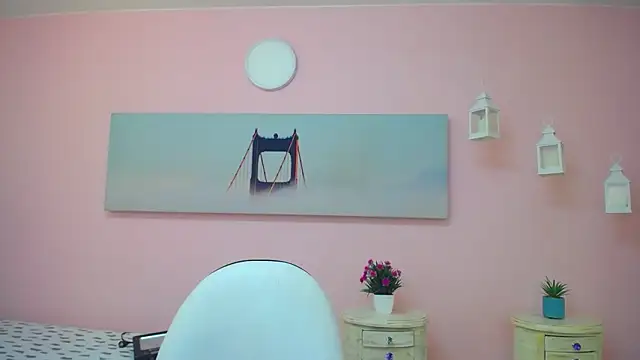 Snapshot of scarlett_clyde chatting on February 21, 2026, 12:18 pm scarlett clyde online show from February 21, 2026, 12:18 pm