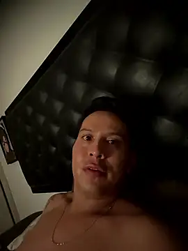 Snapshot of AndresPasDevil chatting on January 15, 2026, 4:16 am AndresPasDevil online show from January 15, 2026, 4:16 am