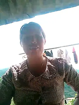 Gummiesu online show from March 22, 2026, 6:37 am