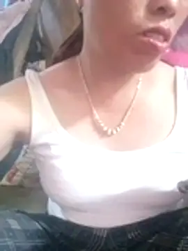 Gummiesu online show from April 8, 2026, 9:55 am