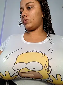 Snapshot of curly_girl_31 chatting on February 16, 2026, 8:18 pm curly girl 31 online show from February 16, 2026, 8:18 pm