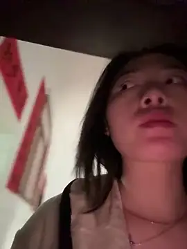 Cheating-wife online show from April 2, 2026, 8:21 am