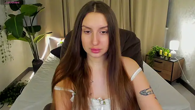 Celine Coello online show from March 27, 2026, 3:59 am