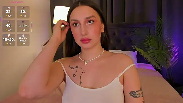 Snapshot of Celine_Coello chatting on May 20, 2026, 8:39 pm Celine Coello online show from May 20, 2026, 8:39 pm